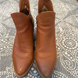 Poppy Barley 7.5 Leather Ankle Boots